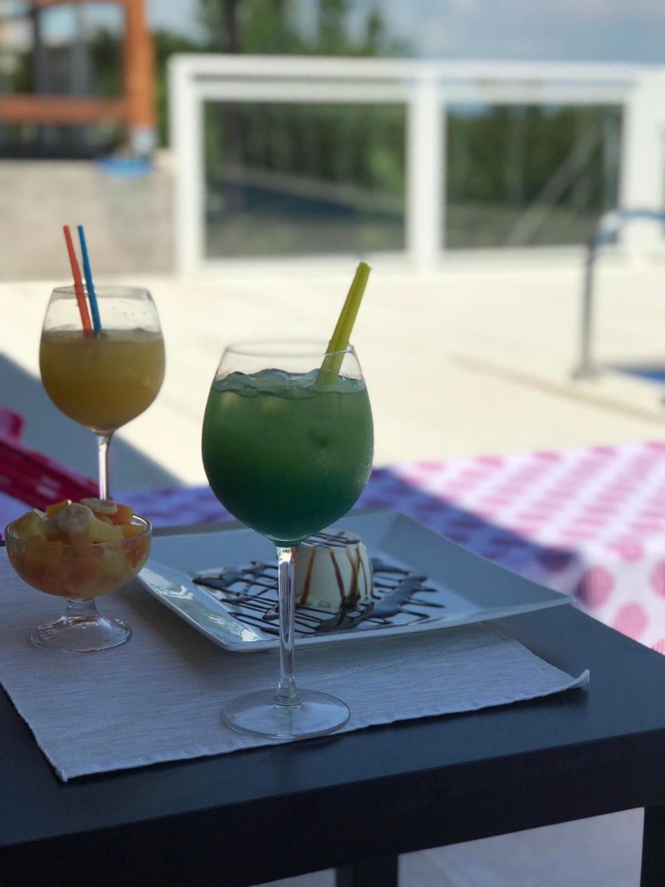 Hotel Livadic & Restaurant Ližnjan Dış mekan fotoğraf