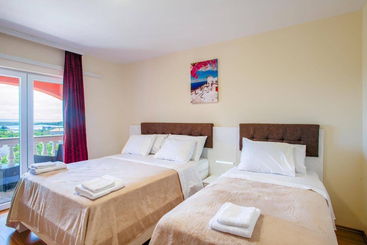 Hotel Livadic & Restaurant Ližnjan Dış mekan fotoğraf